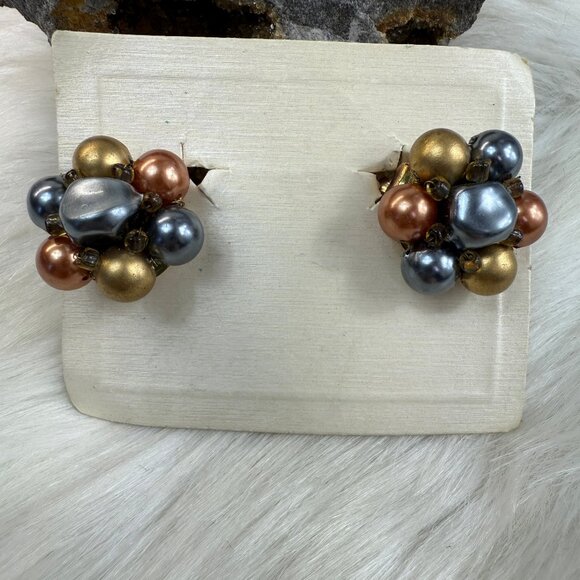 Vintage On Card Hong Kong Cluster Bead Gold & Silver Clip-on Earrings - Picture 1 of 6